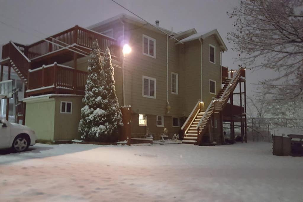Beautiful Apartment-5 Beds-Full Kitchen-Parking-Super Clean! Boston Extérieur photo