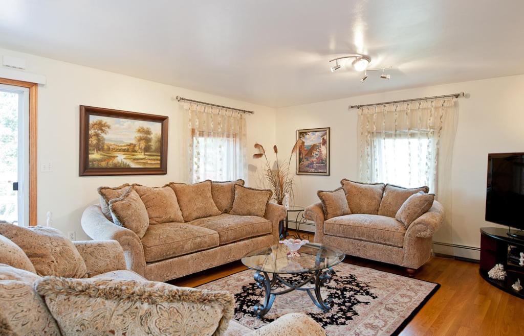 Beautiful Apartment-5 Beds-Full Kitchen-Parking-Super Clean! Boston Extérieur photo